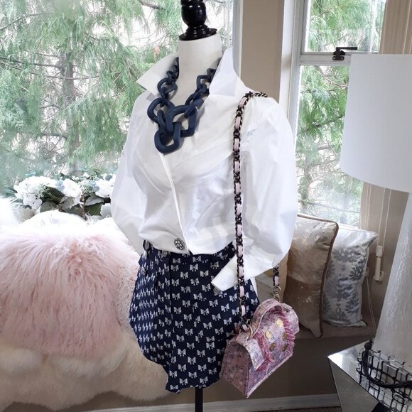 EUC DStudio white cotton blend blouse with statement button, 6 - Picture 3 of 13